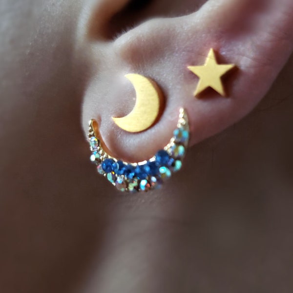 Unique gold unbalance crescent moon earrings,unbalance earring,threader earring,Star ear jacket,Bridesmaid Gift,Chain ear jacket