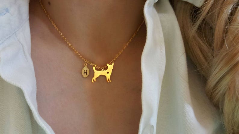 Delicate Petite Chihuahua Dog Necklace,Chihuahua necklace,Layering necklace, Tiny Necklace ,Bridesmaid Gift, valued gift,DOG necklace zdjęcie 2
