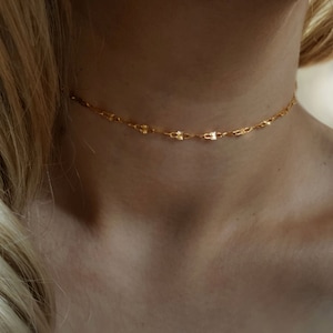 Zierliche Kette Spitzen Choker, Spitzenkette Halskette, Halo Kette Choker, Disc Choker, Münze Choker, Disc Tattoo Choker, Tattoo Choker