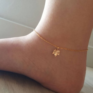 Zarte Petite Maple Fußkettchen, zarte Blatt Fußkettchen, Einzigartige Fußkettchen, Münze Fußkettchen, Brautjungfer Geschenk,geschätztes Geschenk,Weihnachtsgeschenke,Geschenk
