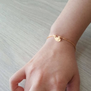 Delicate Petite Whale Bracelets,Delicate Whale Bracelet,swan bracelet,Thin Gold Chain, Layering Bracelet ,Bridesmaid Gift