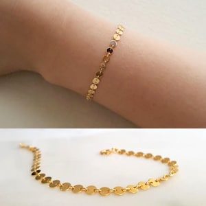 Disc Bracelet, minimal Bracelet, Disc tatto bracelet,Coin bracelet, wedding date Bracelet,Bridesmaid Gift,birthday gift