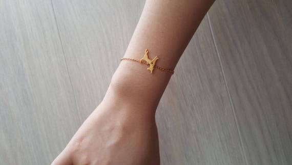 Delicate Petite Chihuahua bracelet,Delicate Chihuahua dog Bracelet,Unique bracelet,Thin Gold Chain, Layering Bracelet ,Bridesmaid Gift