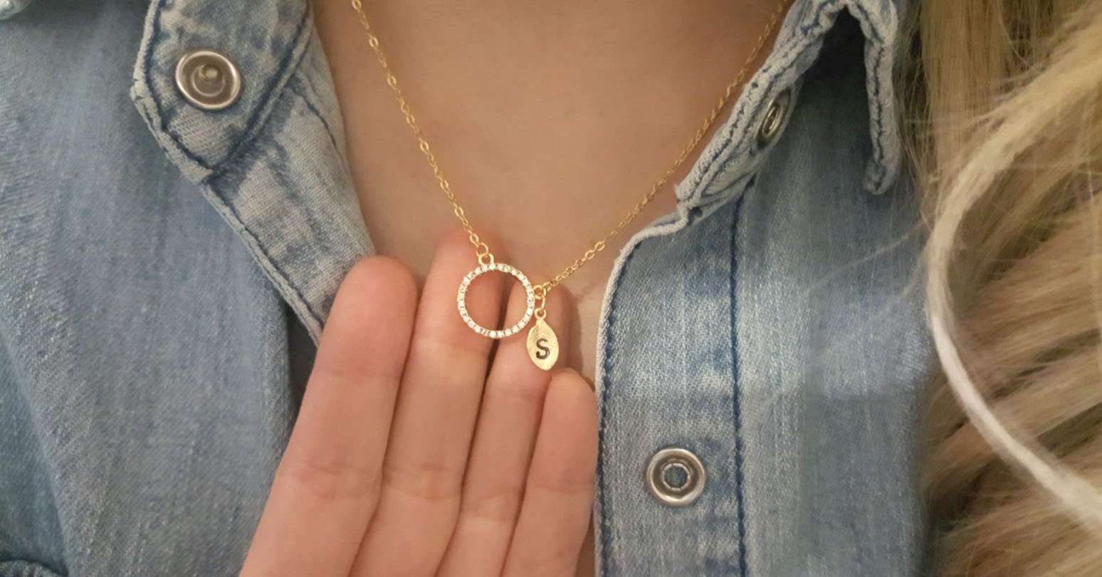 Zarte Kreis Halskette,Ring Halsketten,Diamant Halskette,Vollmond Halskette,Schicht Halskette,Brautjungfer Geschenk, geschätztes Geschenk