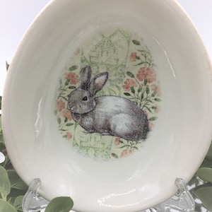 Rustic Farmhouse Ceramic Rabbit Bowl with Stand for Easter Bunny Decor