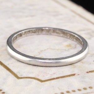 Circa 1951 - Vintage Estate Platinum Wedding Band - Size 6.25