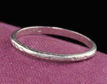 Antique Art Deco Platinum Engraved Wedding Band-Größe 6
