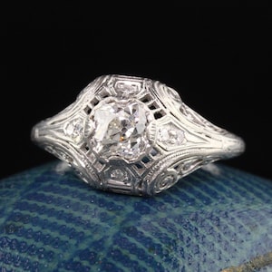Antique Art Deco Platinum Old Mine Diamond Filigree Engagement Ring
