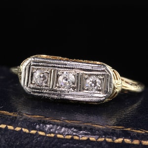 Antique Art Deco 14K Yellow Gold Old European Cut Three Stone Diamond Ring