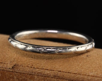 Circa 1911 - Antique Edwardian Orange Blossom 18K White Gold Engraved Wedding Band - Size 6