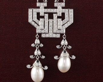 Vintage Estate 18K White Gold Diamond and Pearl Necklace