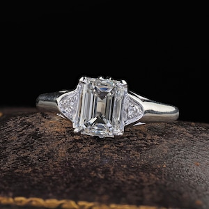 Antique Art Deco Platinum Emerald Cut Diamond Engagement Ring - Gia