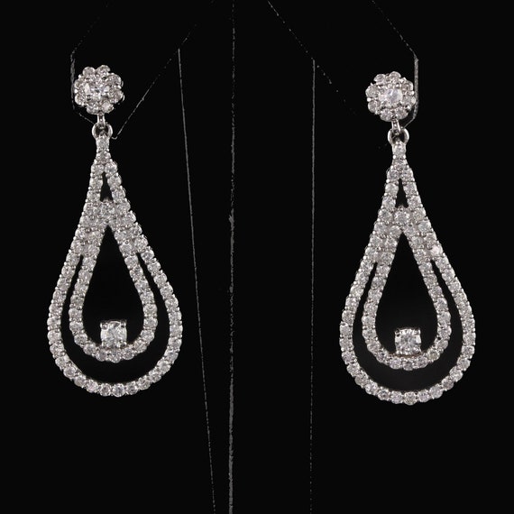 Vintage Estate 14K White Gold Diamond Earrings - image 3