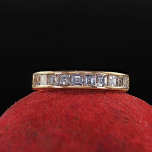 Vintage Estate 18k Yellow Gold Carre Cut Diamond Wedding Band Ring