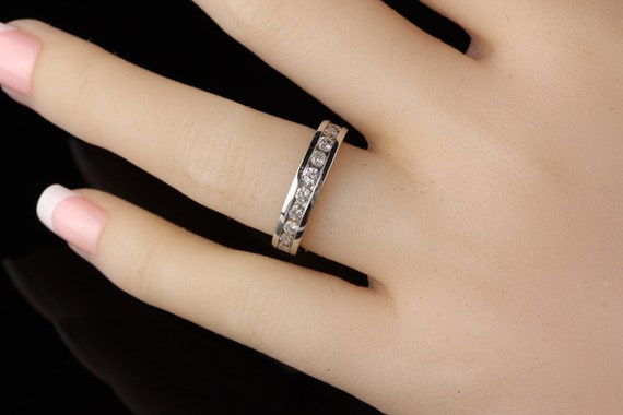 Estate 14K White Gold Diamond Band - Size 6.5 - image 7