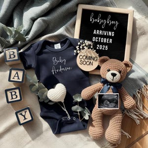 Annuncio di gravidanza digitale per bambino Boho Bears, rivelazione sui social media, bacheca con lettere per annunciare la gravidanza, modello modificabile per l'annuncio di un bambino maschio