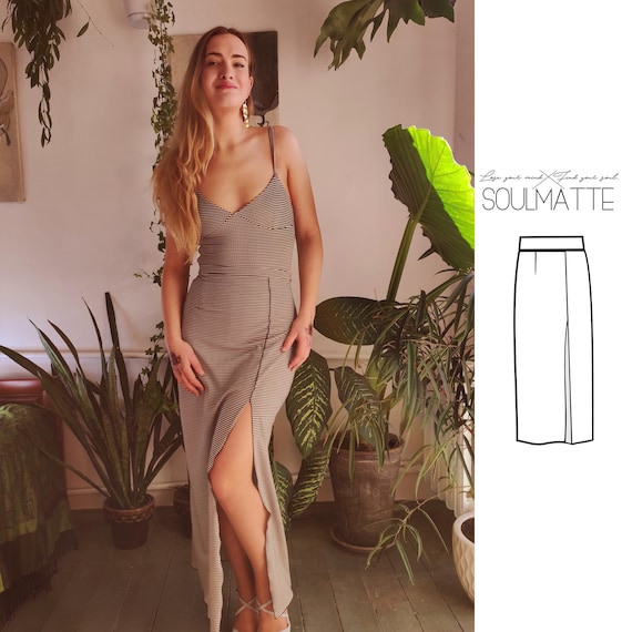 Pencil skirt pattern, Pattern for elastic stretchy fabrics.