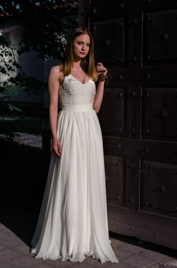 fitted top full skirt dress La Femme