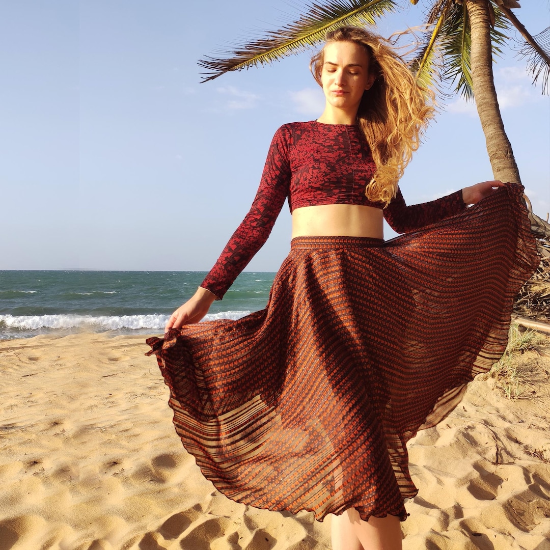 Modello di cucito per gonna a ruota midi con sole pieno per