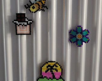 Magnets décoratifs 8 bits - Aimants de réfrigérateur divers - Décoration personnalisable pixel-art / perles à repasser