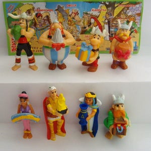 Kinder Surprise Set completo da collezione di 8 figurine ASTERIX e OBELIX 50° compleanno 2010 Figurine in miniatura