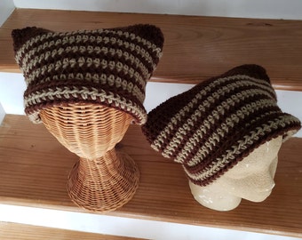 Berretto con orecchie di gatto all'uncinetto, cappello a righe marroni con motivo gattino, prodotto negli Stati Uniti.