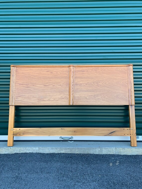 Oak headboard queen deals
