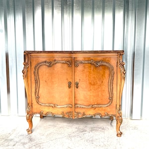 Vintage Ornate Louis XV French Style Buffet Bathroom Vanity Console Foyer Sofa Table Burl Wood