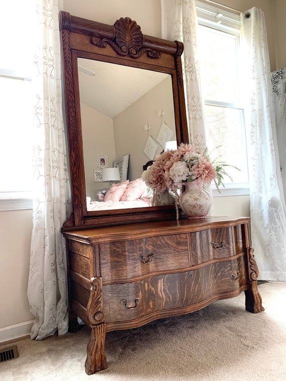 Antique oak dresser with sales mirror