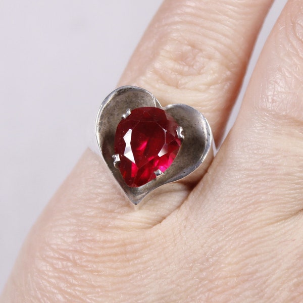 Vintage silver ruby heart ring, synthetic ruby valentines day gift, costume jewelry statement ring