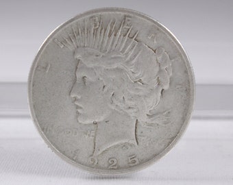 Antique 1925 US Peace dollar, antique US collectible coin