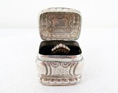 Antique silver ring box 1877, Dutch silver snuff or spice box