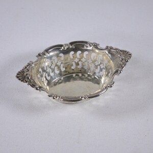 Small BIRKS pierced sterling silver dish, miniature ring dish, bonbon dish, sweets dish, pierced silver nut dish image 2