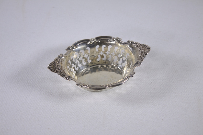 Small BIRKS pierced sterling silver dish, miniature ring dish, bonbon dish, sweets dish, pierced silver nut dish image 2