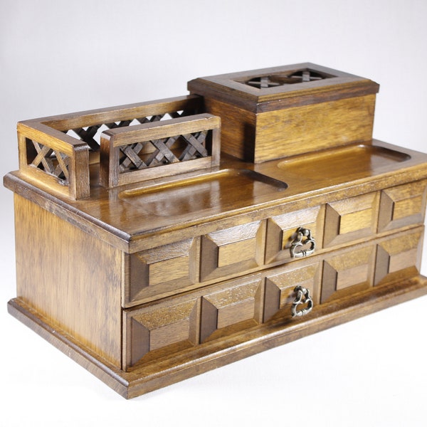 Vintage wooden jewelry box, dressing table box, mens valet box, trinket box, wood desk tidy Mele Taiwan