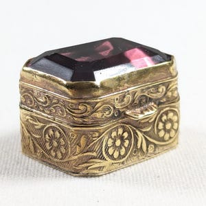 Antique Art Nouveau miniature pill box amethyst glass inset lid, gilt wash tiny trinket box