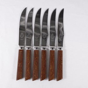Vintage Warranted Sheffield steak knives /w wooden handles, set of 6 knives