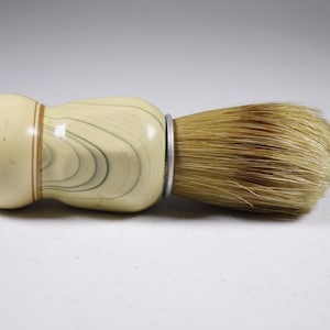 Vintage shaving brush, natural hair wet shaving brush, mens grooming gift, barbers collectible