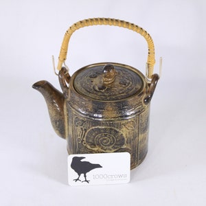 Vintage Japanese stoneware Snail themed teapot, carved ceramic 4 cup teapot image 5