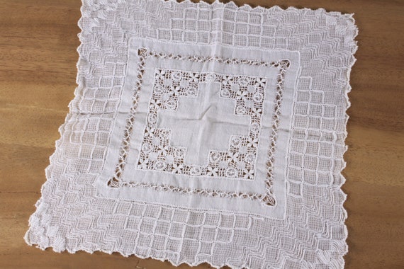 Vintage soft cotton handkerchief, drawn thread / … - image 4