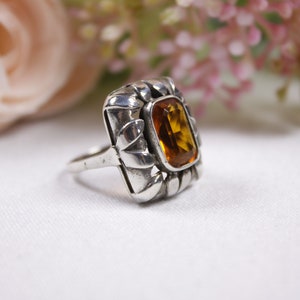 Vintage sterling silver orange boho cocktail ring, warm honey statement ring, leaf edges image 4