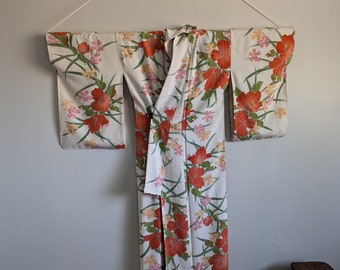 Vintage kimono watercolour flowers Hibiscus Plumeria, ladies Hawaii themed yukata bathrobe batik flower pattern