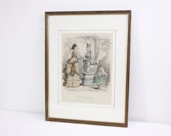 1900s Fashion Print De Gracieuse, Geillustreerde Aglaja no. 962 hand coloured engraving in simple frame