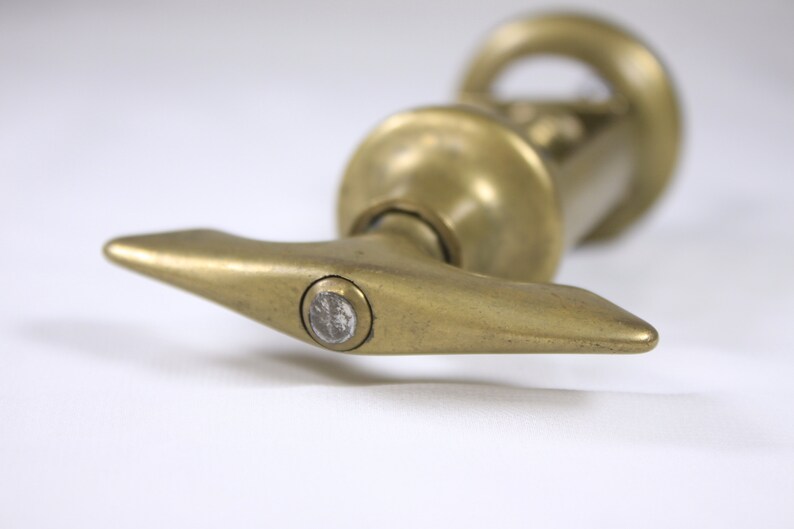 Vintage Italian solid brass corkscrew wine bottle opener, well made minimalist mcm retro bar wares, housewarming gift image 9