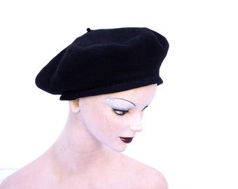Vintage black beret, Spanish wool baret