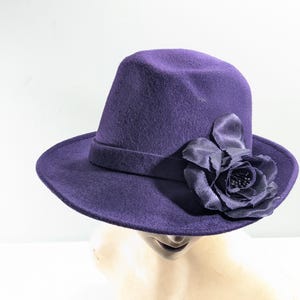 Deep Purple Wool fedora, TEMPTATION Italy purple wool fedora with flower made in China, 100% wool felt classic womens hat