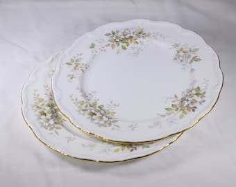 Vintage Royal Albert HAWORTH gold trim dinner plates, set of 2 Sakura cherry blossom romantic spring floral breakfast plates