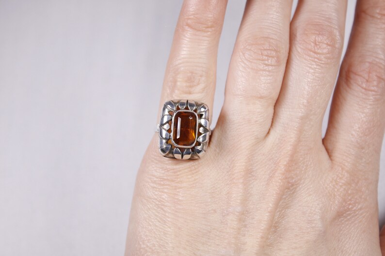 Vintage sterling silver orange boho cocktail ring, warm honey statement ring, leaf edges image 6