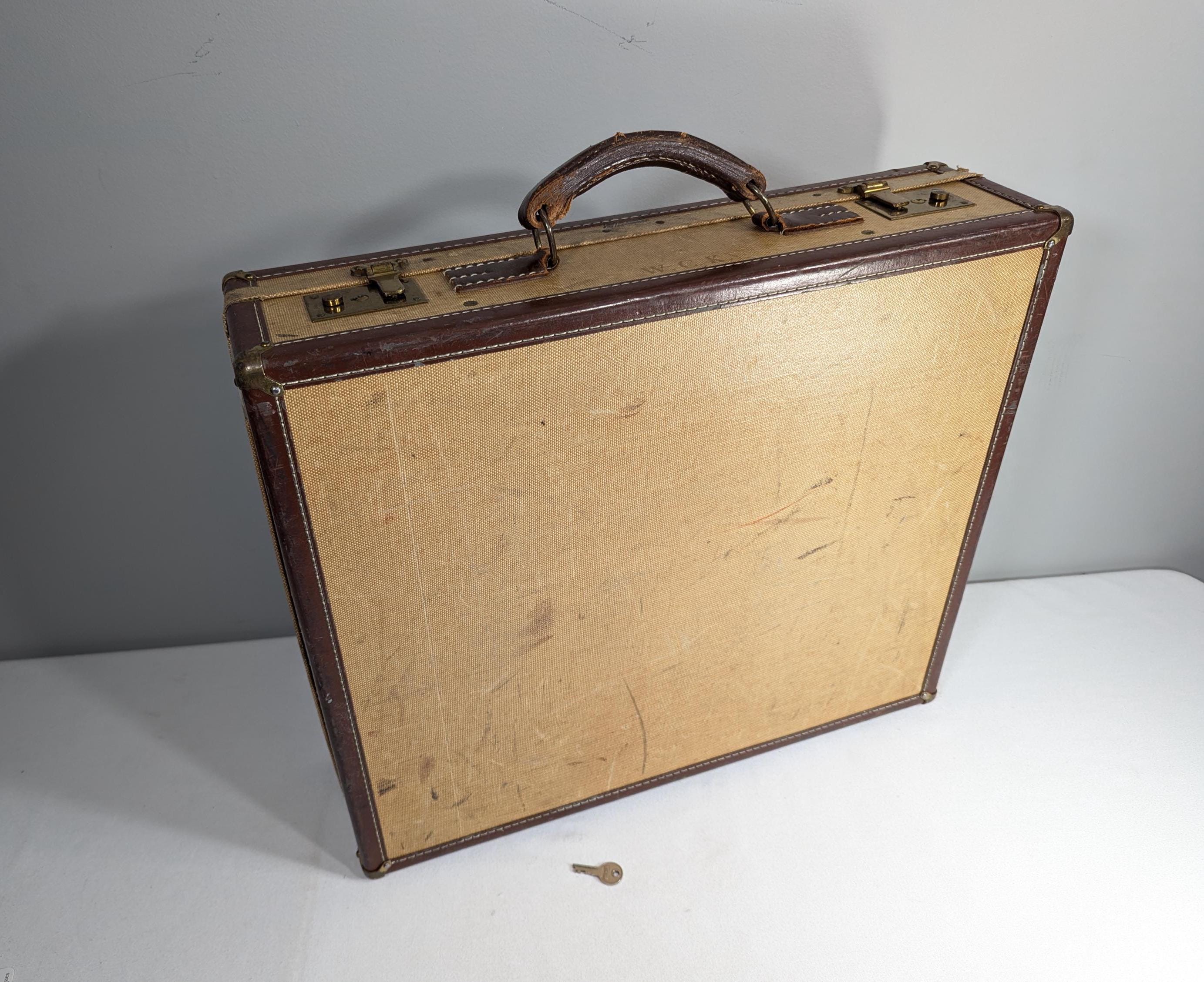 hartmann luggage ヴィンテージ　本革　トランク Vintage Hartmann Luggage ~ 21” Carry On Suitcase ~ Tweed