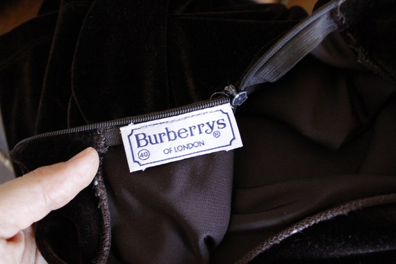 1990s Burberrys brown velvet top, Burberrys of Lo… - image 5